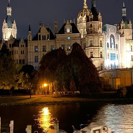 Apartment Friedrich Am Schweriner